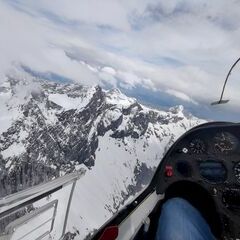 Flugwegposition um 12:57:12: Aufgenommen in der Nähe von Gemeinde Filzmoos, 5532, Österreich in 3092 Meter